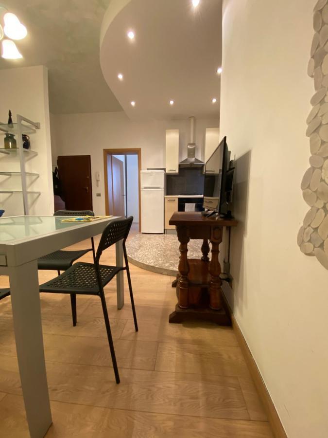 Ca' Santa Marta Apartment Venesia Bagian luar foto