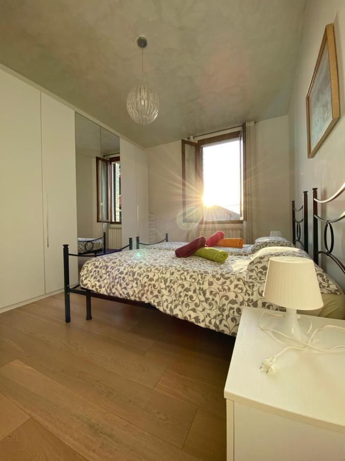 Ca' Santa Marta Apartment Venesia Bagian luar foto